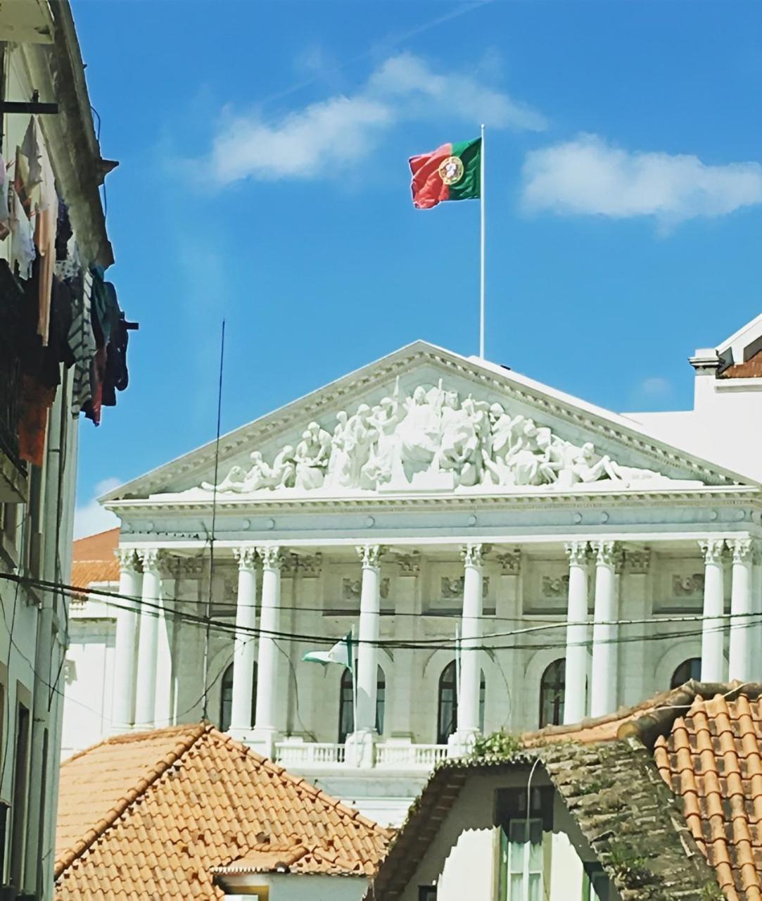 Grand Parliament Duplex By Homing Leilighet Lisboa Eksteriør bilde